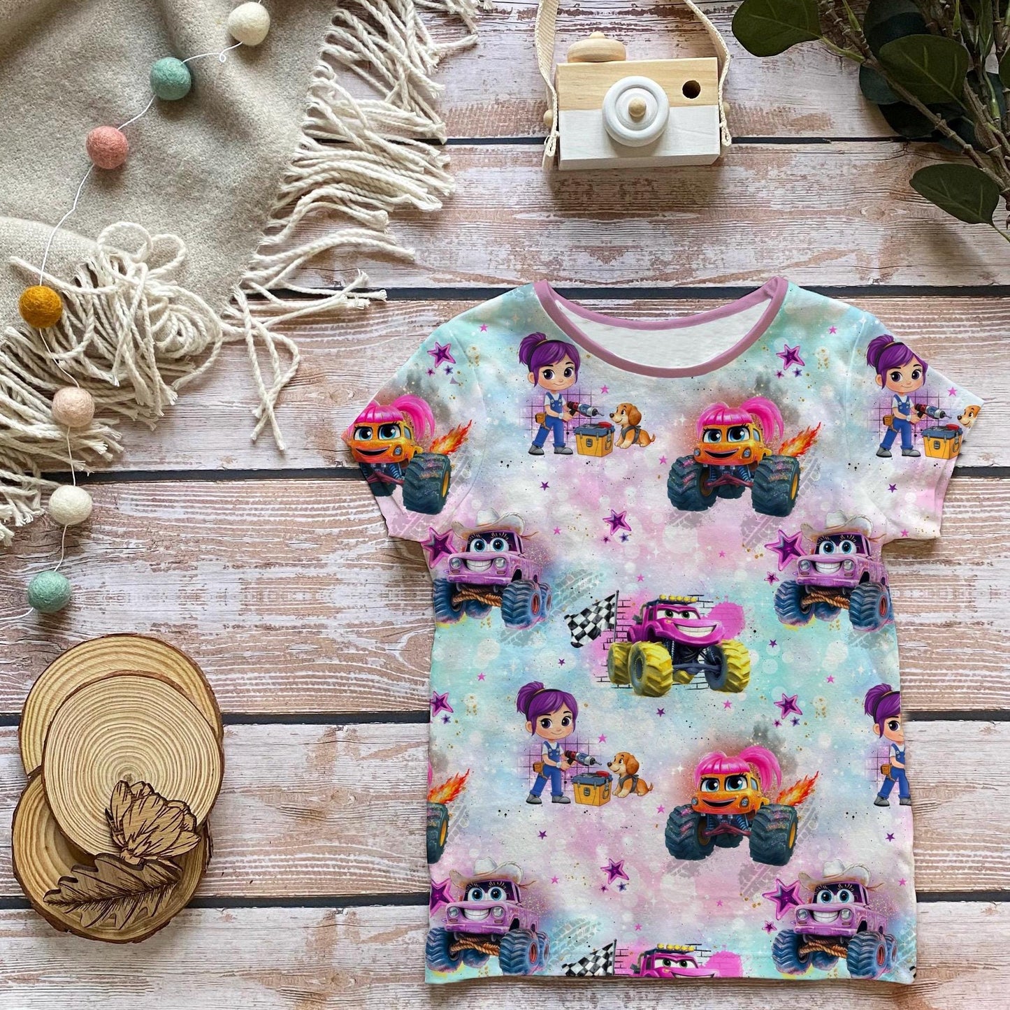 Stoffe Meterware "Monster Trucks" in rosa - Jersey oder French Terry
