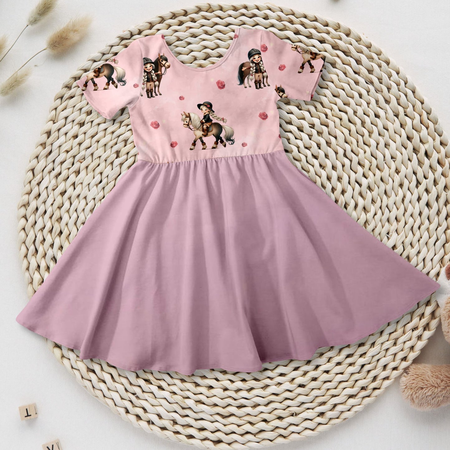 Drehkleid „Pferd" in rosa aus French Terry
