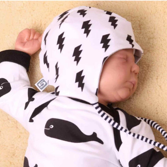 Handmade Baby-Mütze mit Bindebändchen "Safari Träume"