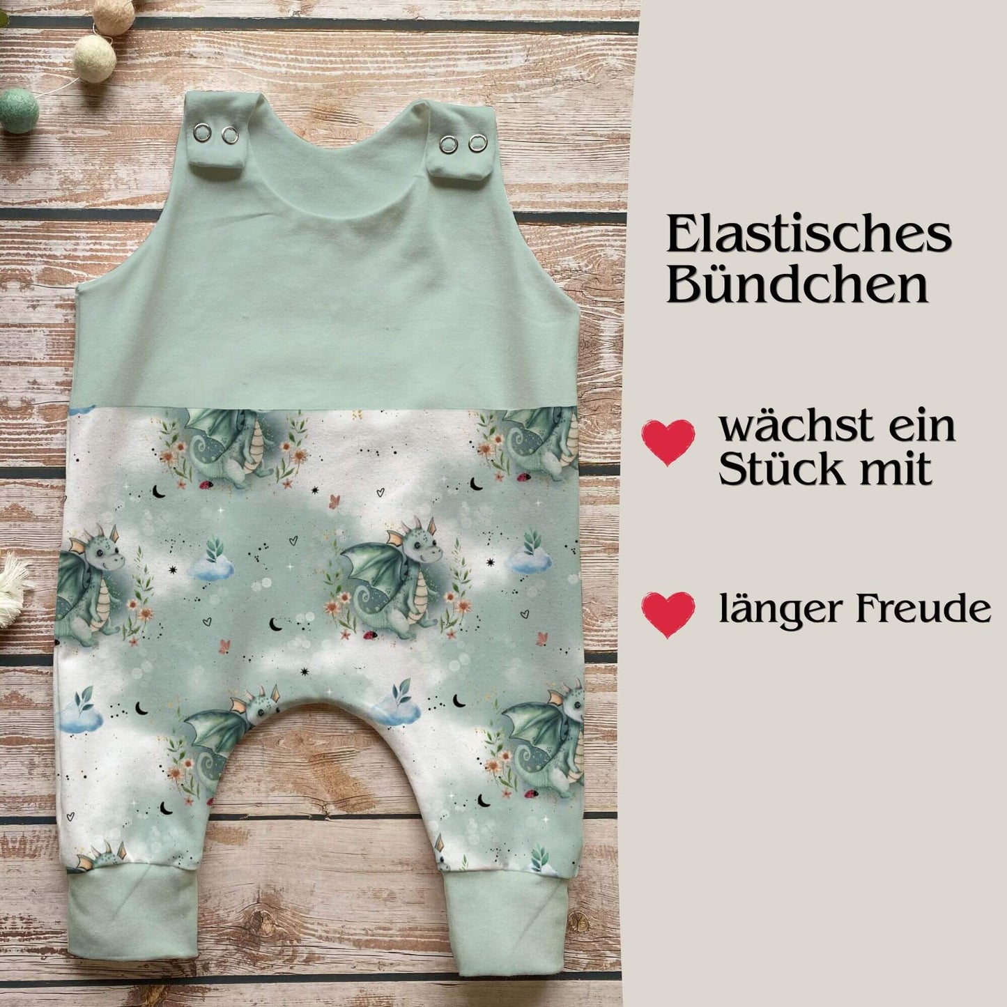 Handmade Baby Strampler "Drache" mint- geteilt