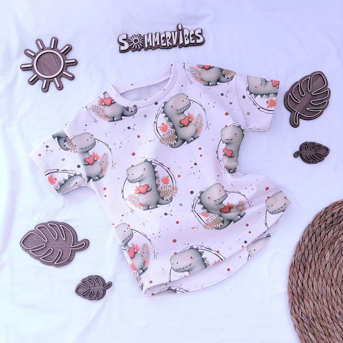 Herzensdino | Dino Stoff Meterware | Kinderstoff