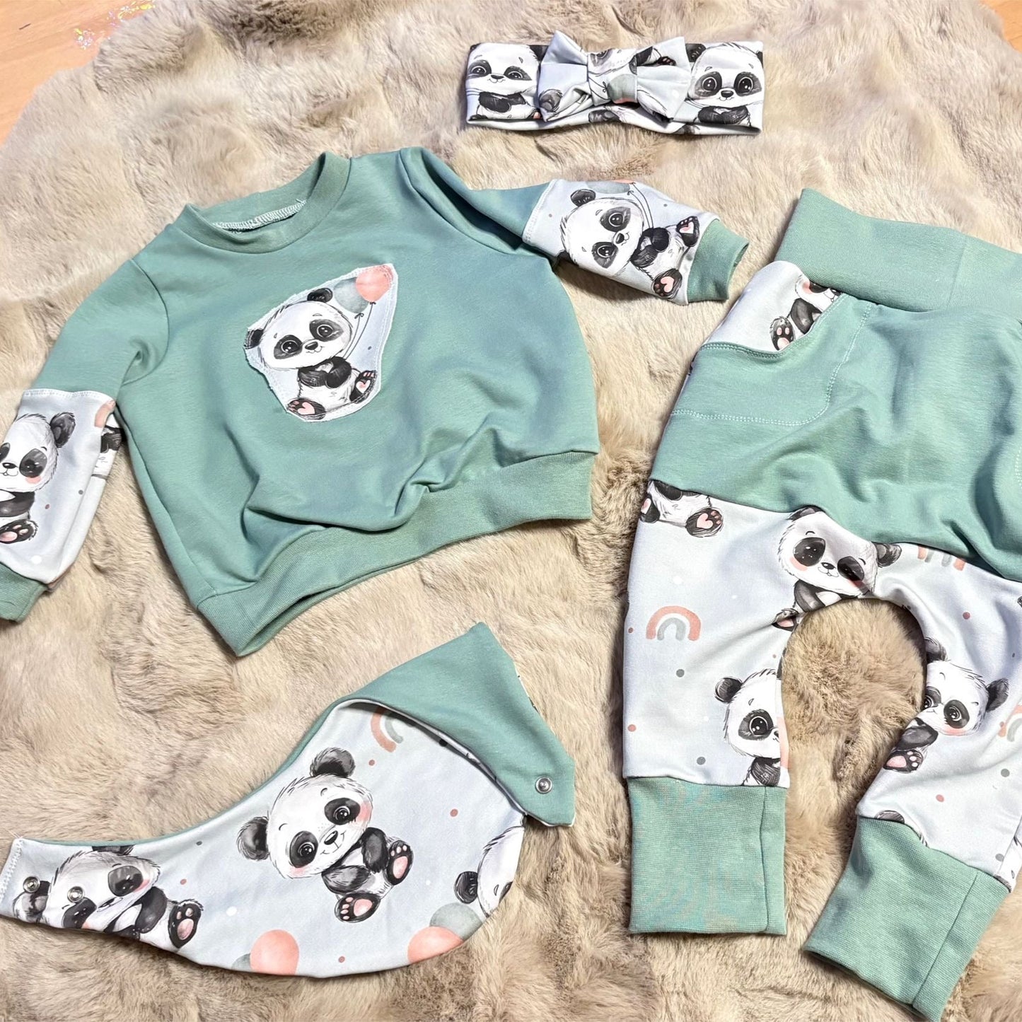 kleiner Panda | Panda Stoff Meterware | Kinderstoff