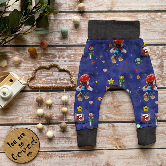 Handmade Pumphose "Super Boy" dunkel grau