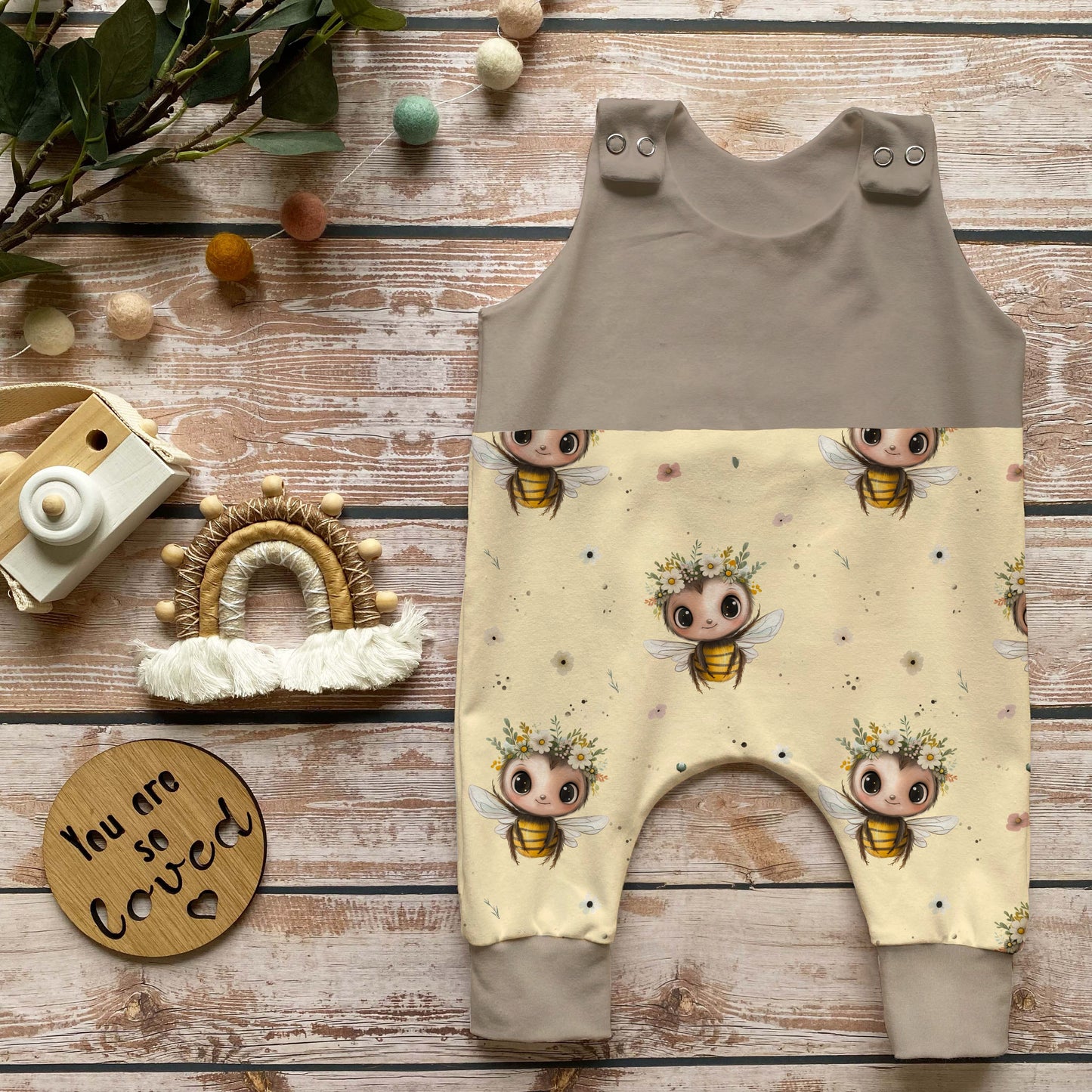 Stoffe Meterware „Honigsüß & Blumenfein" - Jersey oder French Terry