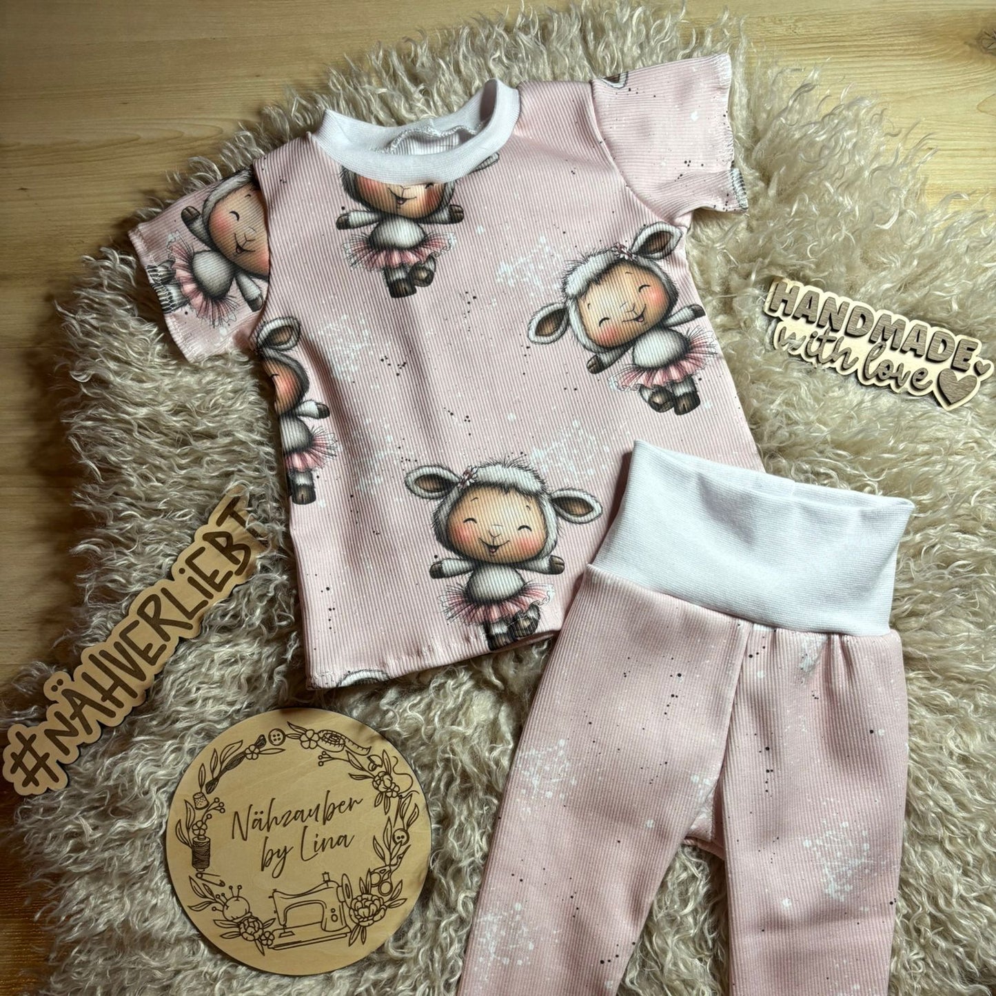 Ballerina Lämmchen | Lamm Stoff Meterware | Kinderstoff