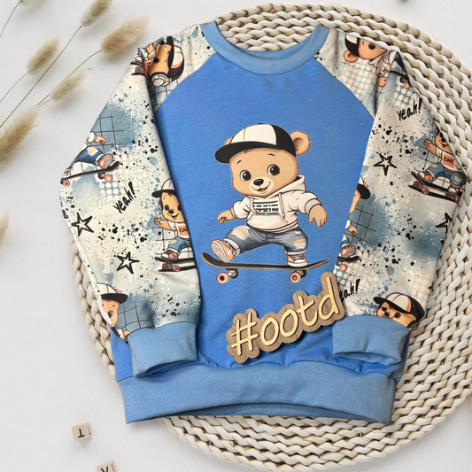 Sweatshirt Kinder "Skater Bär" in blau - French Terry