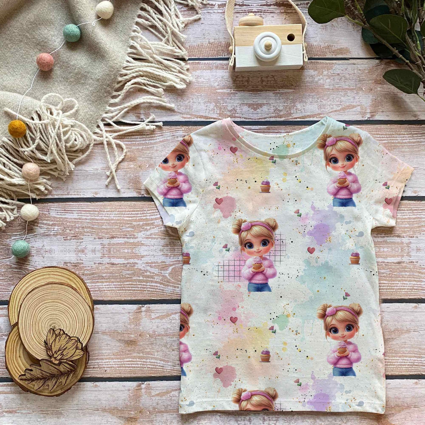 Stoffe Meterware "Cup Cake Girl" - Jersey oder French Terry